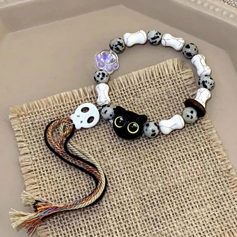 Cute Cartoon Big Eye Cat Bracelets for Women Men Ceramic White Head Skeleton Tassel Beaded Bracelet Halloween Party Jewelry Gift