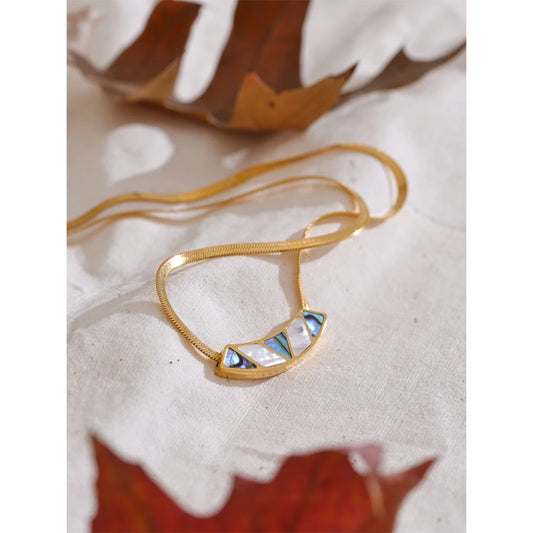 Shell Pendant Necklace Snake Chain Stainless Steel Golden Collar Jewelry Water Resistant PVD Accessories