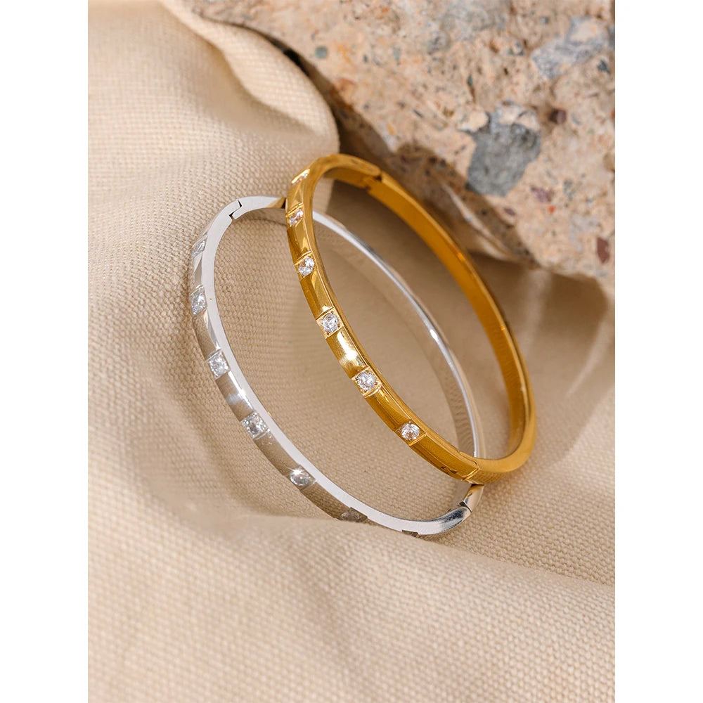 Stylish Cubic Zirconia Stainless Steel Wrist Bangle Bracelet 18K Gold Plated Waterproof Jewelry for Women Charm Fashion