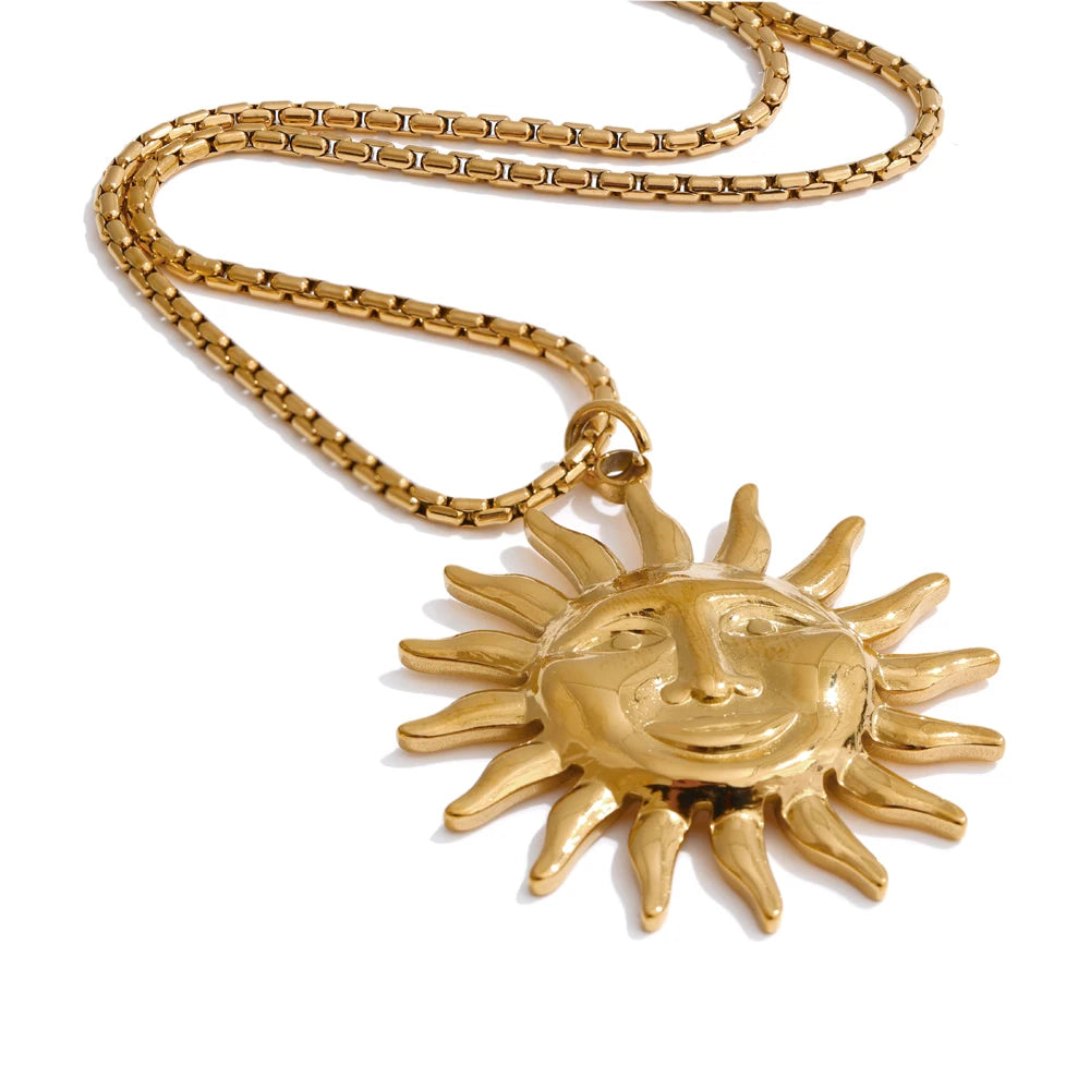 Hot Style 18K Gold Color PVD Sun Face Pendant Necklace Waterproof Stainless Steel Arrivals Popular Jewelry Wholesale