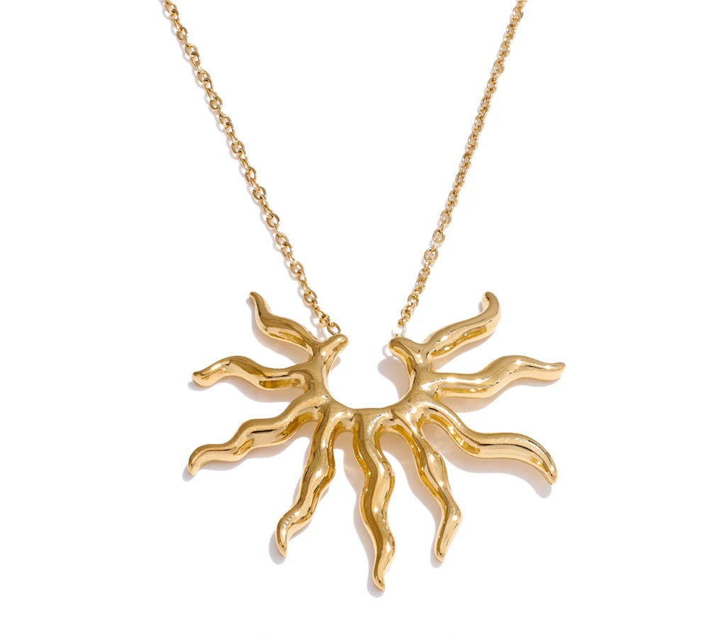 Individualistic Stainless Steel Metal Trendy Sun Pendant Necklace Hot Style Attractive Jewelry Waterproof Accessories Gift