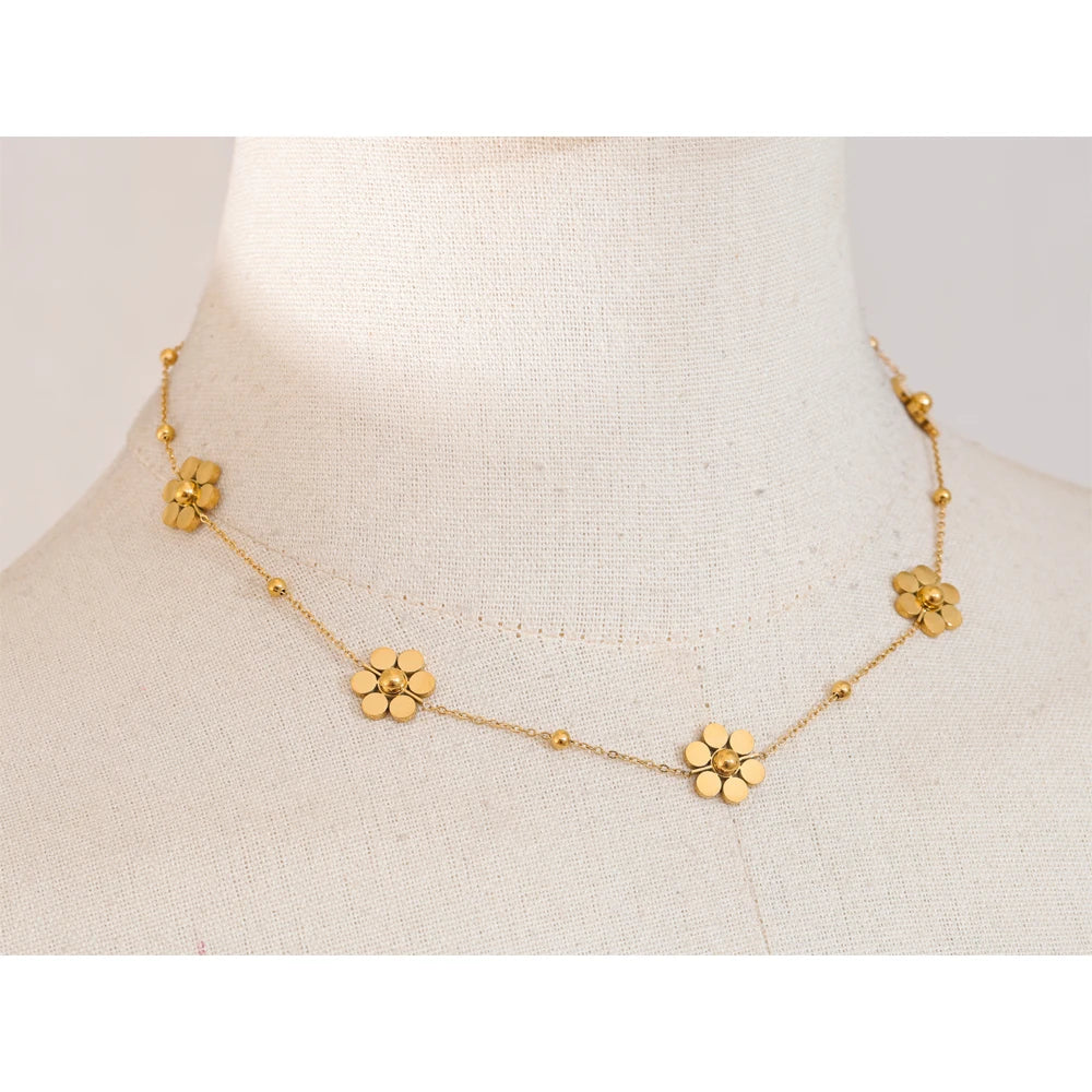 Stainless Steel Flower Chain Fashion Necklace PVD Plated Golden Waterproof Polished High Quality Jewelry for Women