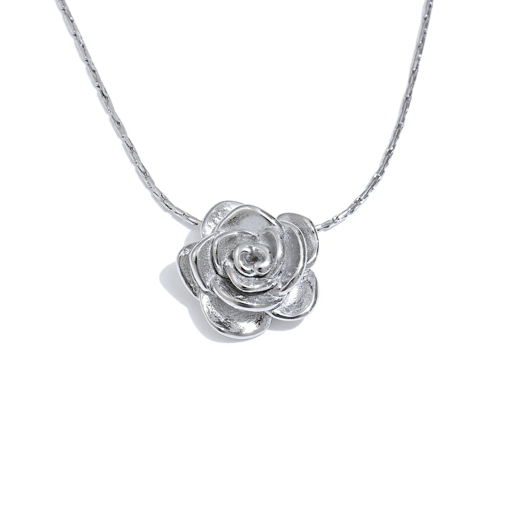Stainless Steel Stereoscopic Flower Pendant Necklace Waterproof 18K Plated Fashion High Quality Golden Jewelry Women