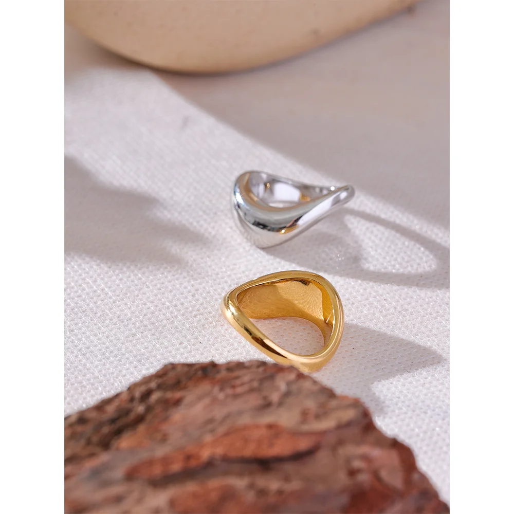 Minimalist Smooth Stainless Steel Metal Geometric Finger Ring Waterproof 18K PVD Plated Distinctive Jewelry Bijoux New