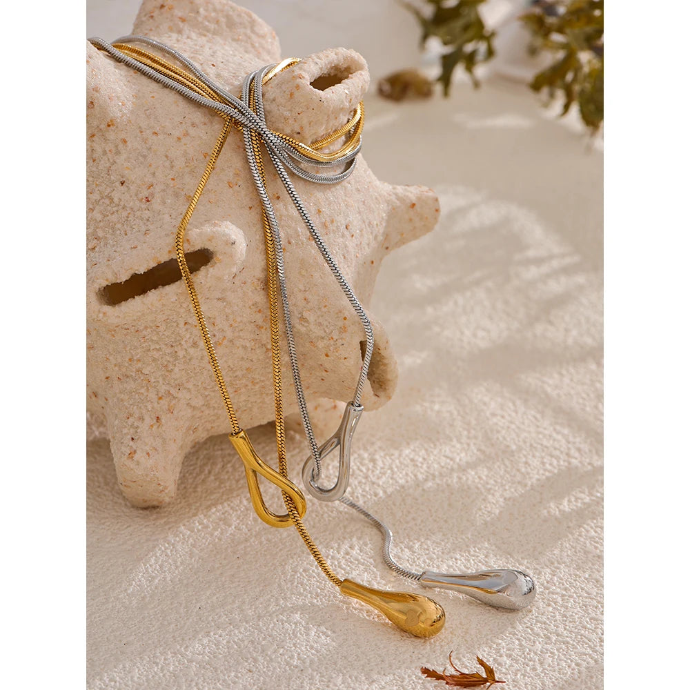Distinctive 316L Stainless Steel Exquisite Chain Fashion Necklace 18K PVD Plated Water Resistant Charm Gold Color Jewelry