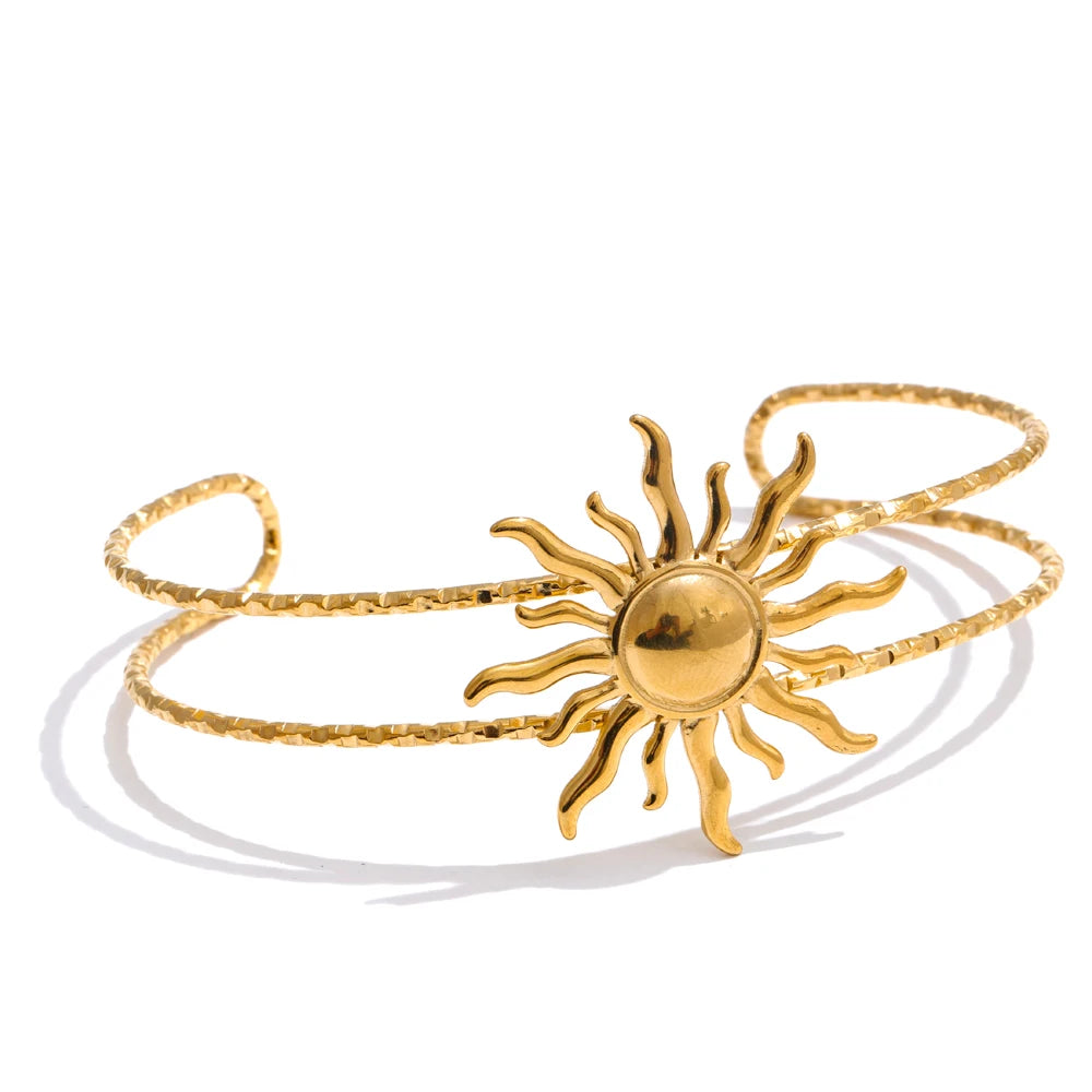 Ocean Series Golden PVD Starfish Shell Sun Cuff Bracelet Open Wrist Jewelry Stainless Steel Bangle for Summer Holiday