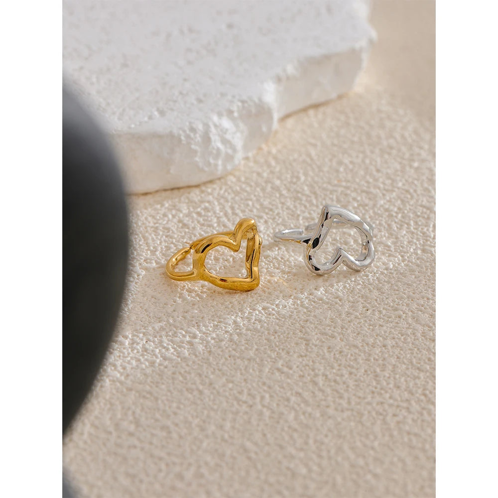 Minimalist Stainless Steel Heart Love Hollow Ring Women Rust Proof Charm Finger Jewelry Wholesale Bijoux