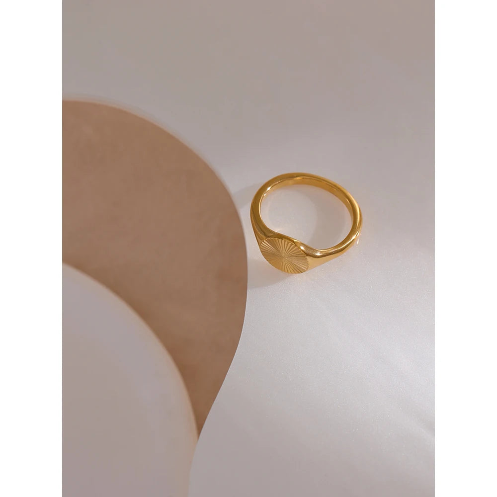 Stainless Steel Golden Geometric Ring Statement Metal Texture Fashion Finger Joyería Acero Inoxidable Mujer Gift