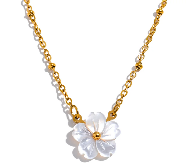 Chic Fashion Natural Shell Flower Pendant Necklace Gift Stainless Steel Exquisite Chain Gold Color Premium Jewelry Bijoux