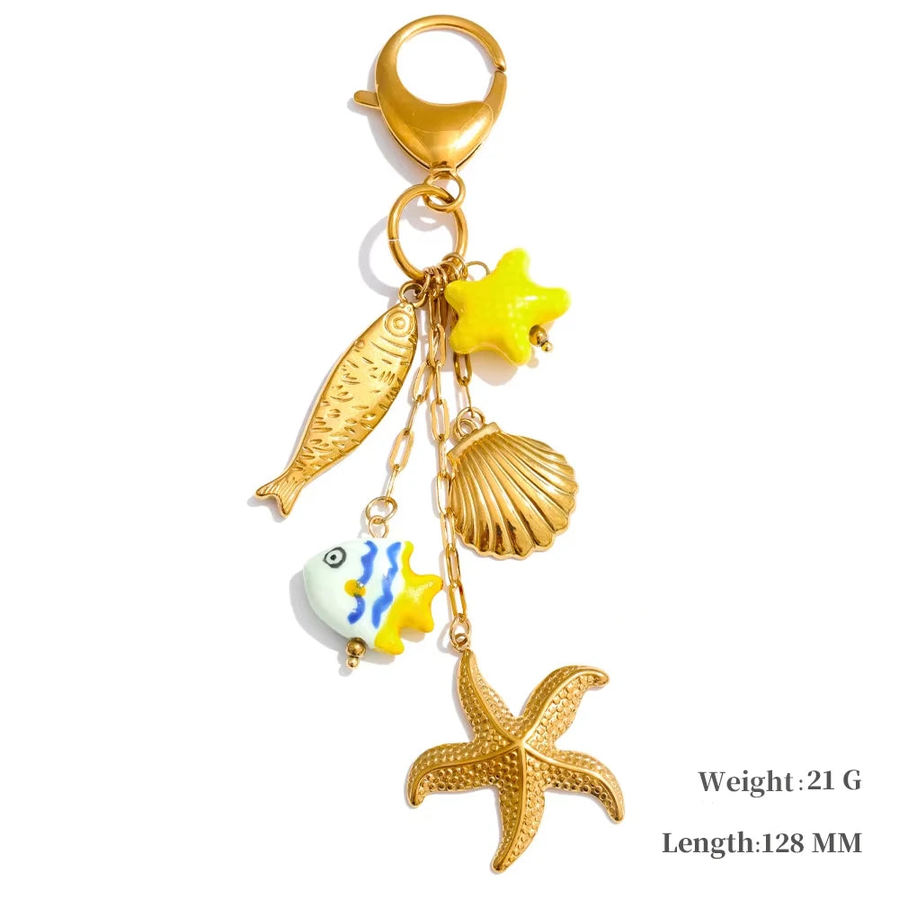 Hot Style Red Enamel Fruit Flower Strawberry Keychain Pendant Car Key Chains Jewelry Gift Decoration Accessories