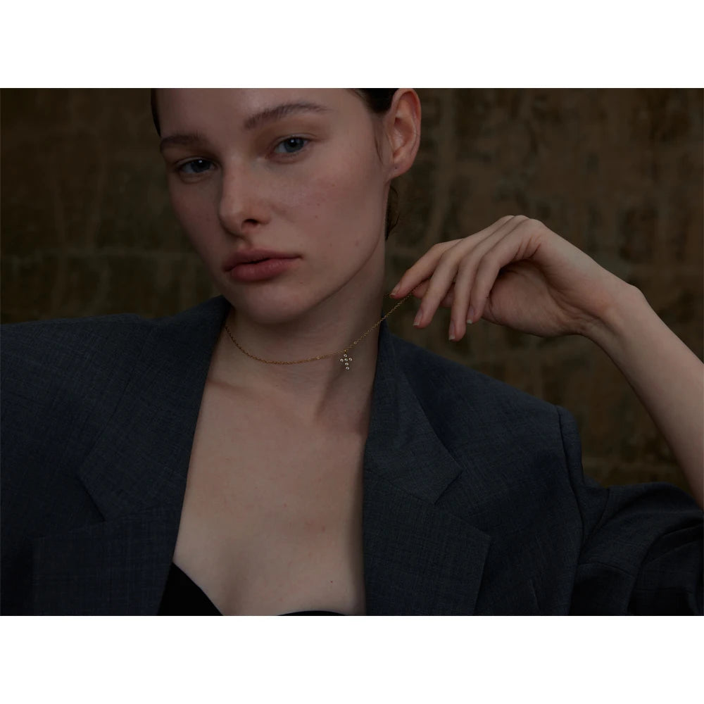 Fashion Chic Cross Shiny Pendant Necklace Cubic Zirconia Exquisite Casting Technology Gold Platinum Plated Jewelry Gift