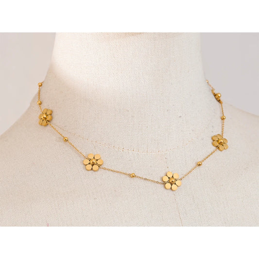Stainless Steel Flower Chain Fashion Necklace PVD Plated Golden Waterproof Polished High Quality Jewelry for Women