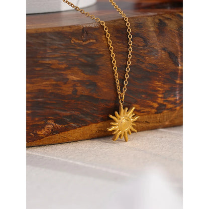 Stainless Steel Golden Casting Sun Pendant Necklace  Waterproof Simple Fashion Metal Texture Trendy Jewelry for Woman