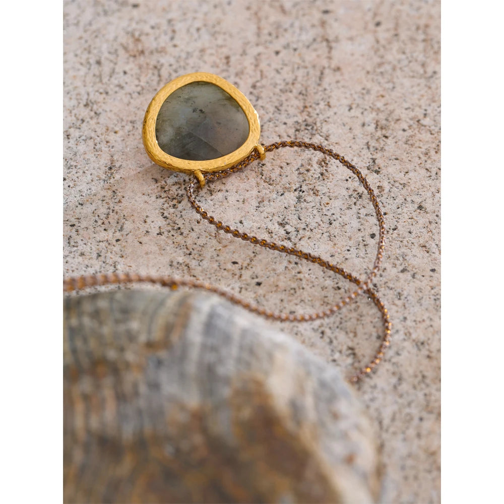 Natural Spectrolite Agate Stone Oval Pendant Necklace for Women Golden Stainless Steel Exquisite Fashion Jewelry Gift