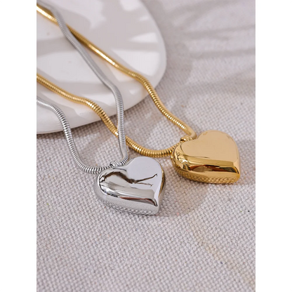 Thicker Stainless Steel Heart Hollow Love Smooth Pendant Necklace Gold Platinum Color High Quality Neck Jewelry Women Gift