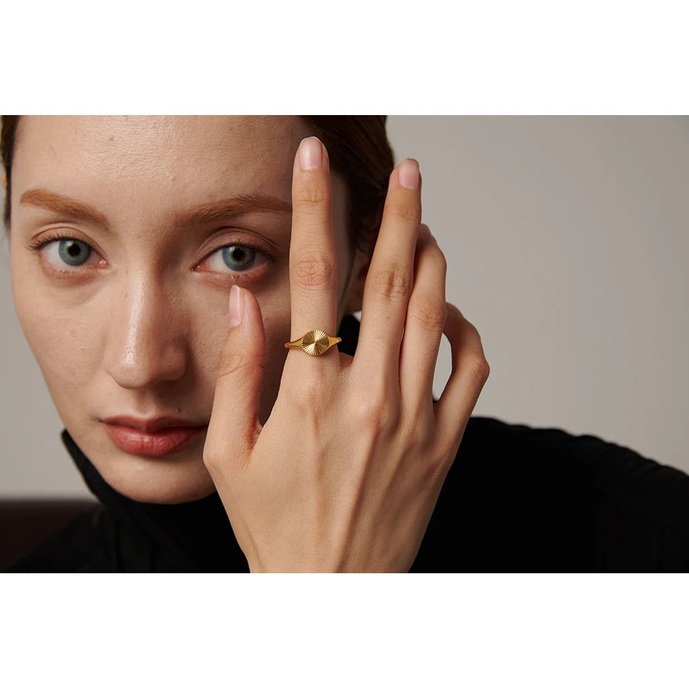 Stainless Steel Golden Geometric Ring Statement Metal Texture Fashion Finger Joyería Acero Inoxidable Mujer Gift