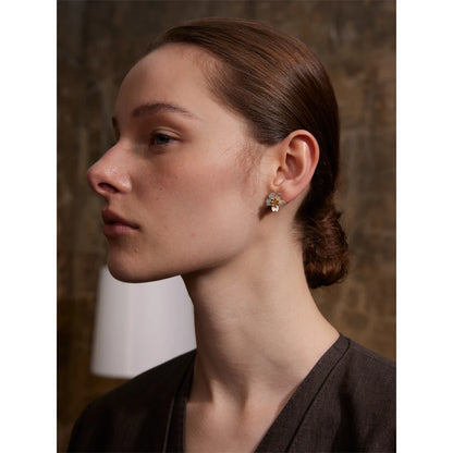 High Quality Natural Shell Flower Golden Daily Stud Earrings for Women Prevent Allergy Stainless Steel Exquisite Jewelry
