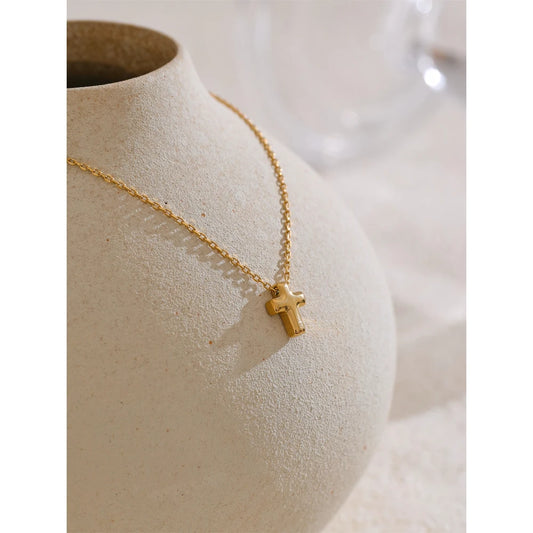Small Waterproof Stainless Steel Chic Cross Casting Charm Pendant Necklace Unique Classic Fashion Jewelry Bijoux Femme