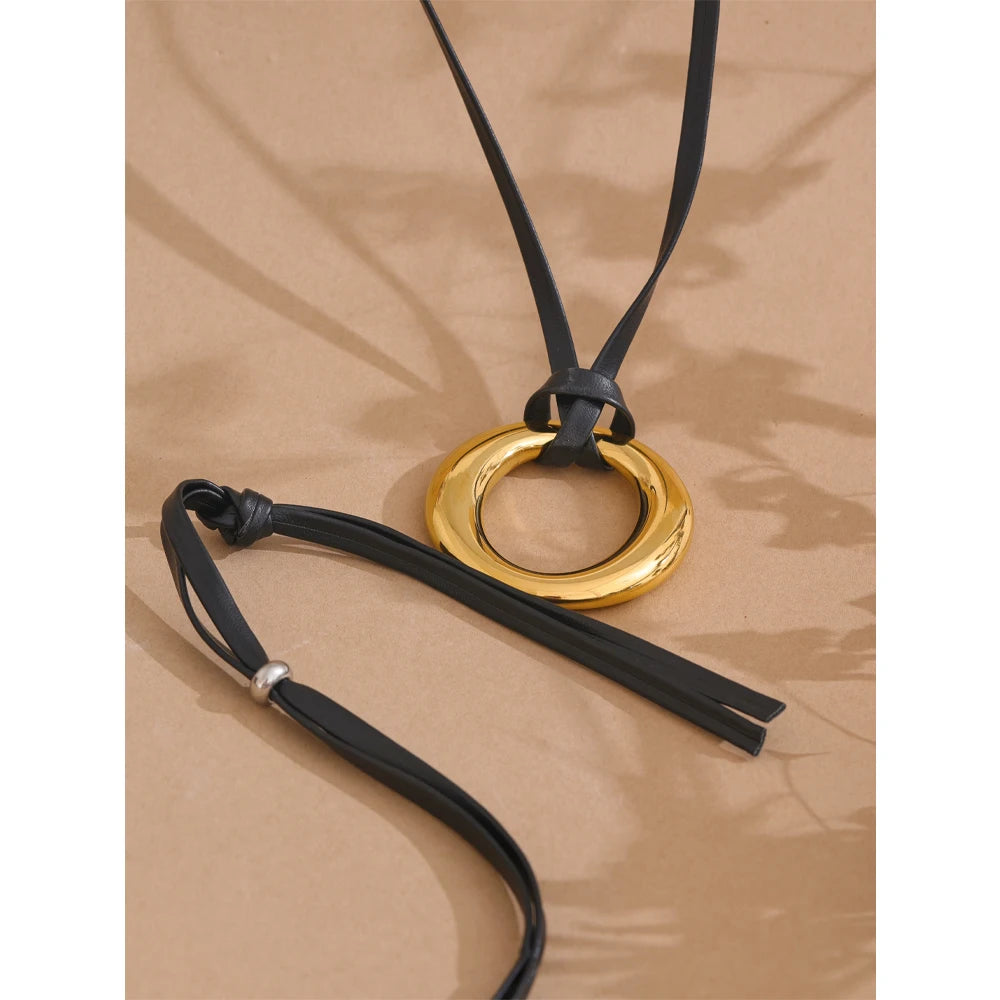 Long PU Leather Stainless Steel Round Pendant Fashion Bib Necklace Minimalist Tarnish Free for Women Stylish Trend Jewelry