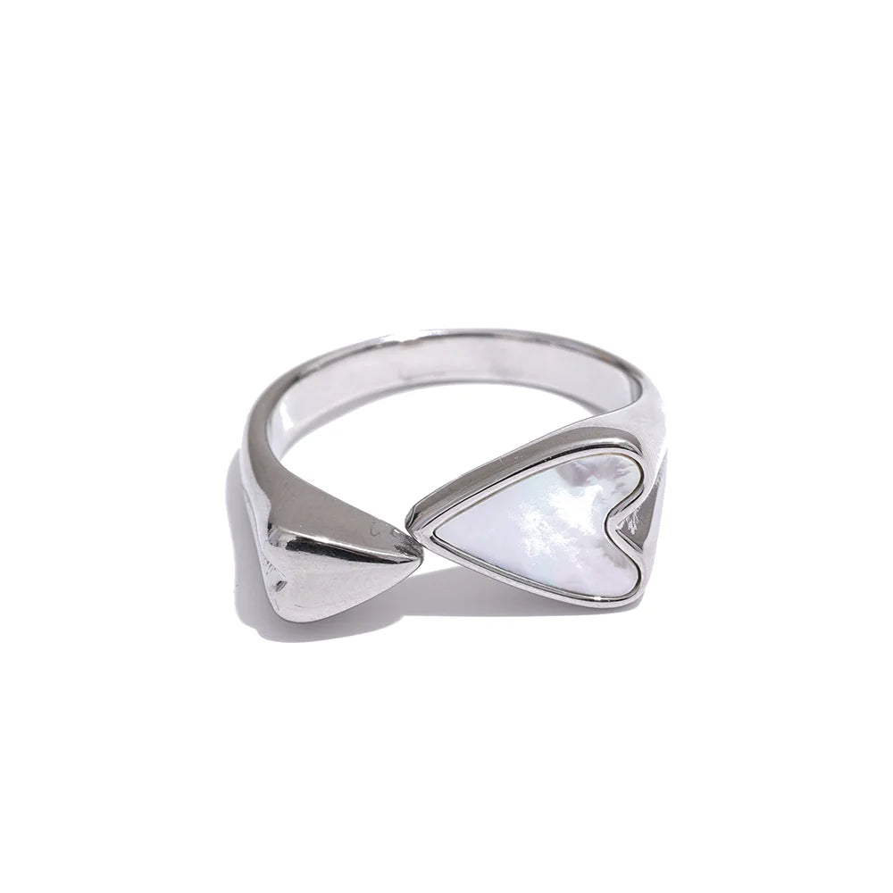 Shell Acrylic Heart Stainless Steel Stylish Ring for Women Charms Metal Texture Waterproof Golden Jewelry Gala Gift