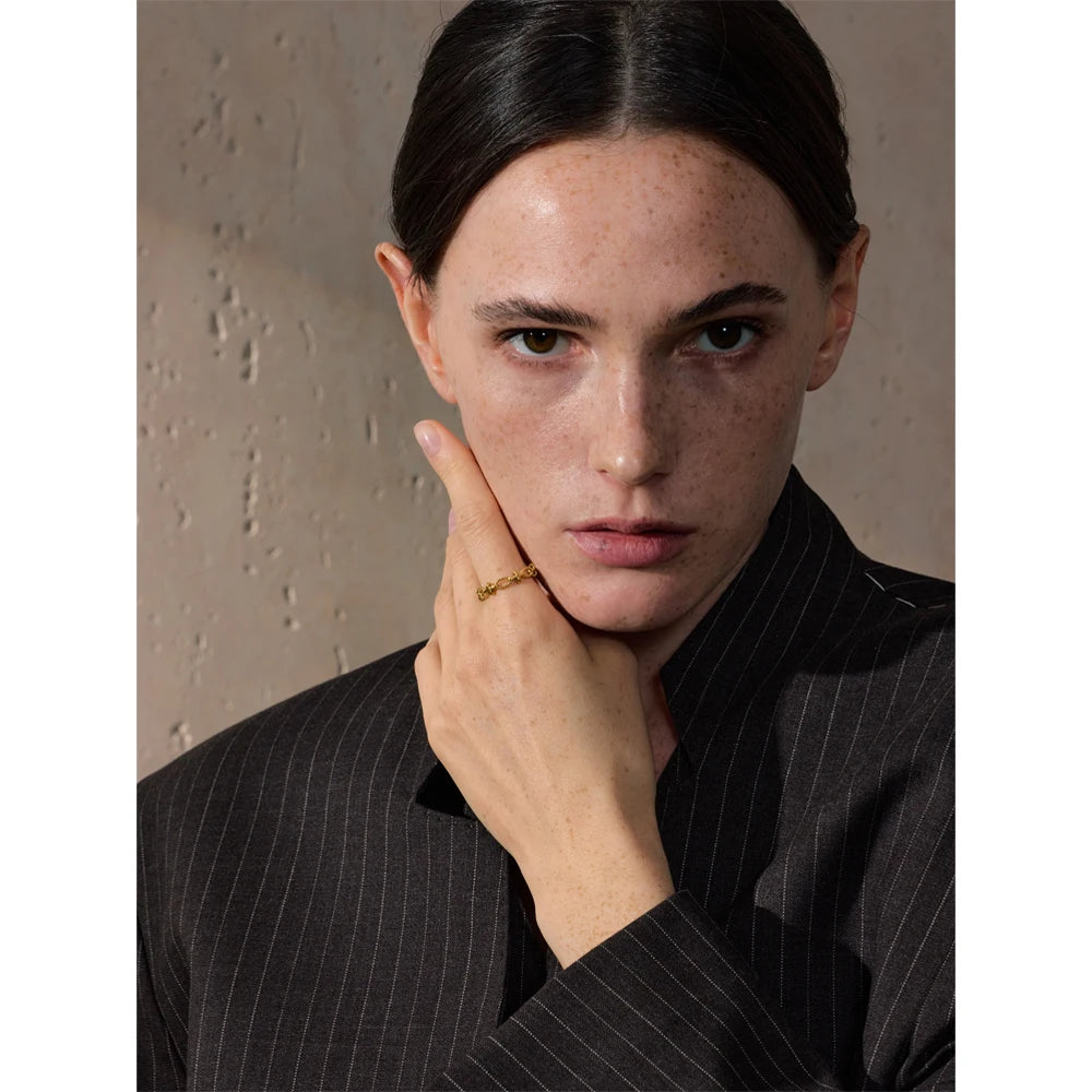 Distinctive Stainless Steel Metal Cross Chain Thin Ring Tarnish Resistant Fashion PVD Plated Finger Jewelry Bijoux Women