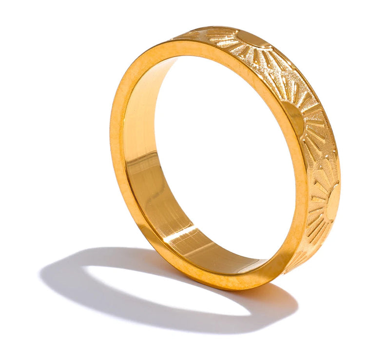 Minimalist Stainless Steel Sun Round Finger Ring Individualistic Chic Water Resistant Jewelry Accessories