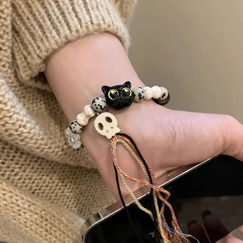 Cute Cartoon Big Eye Cat Bracelets for Women Men Ceramic White Head Skeleton Tassel Beaded Bracelet Halloween Party Jewelry Gift
