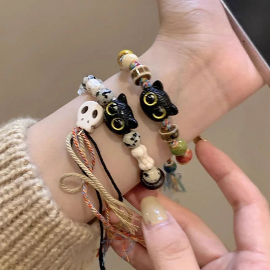 Cute Cartoon Big Eye Cat Bracelets for Women Men Ceramic White Head Skeleton Tassel Beaded Bracelet Halloween Party Jewelry Gift