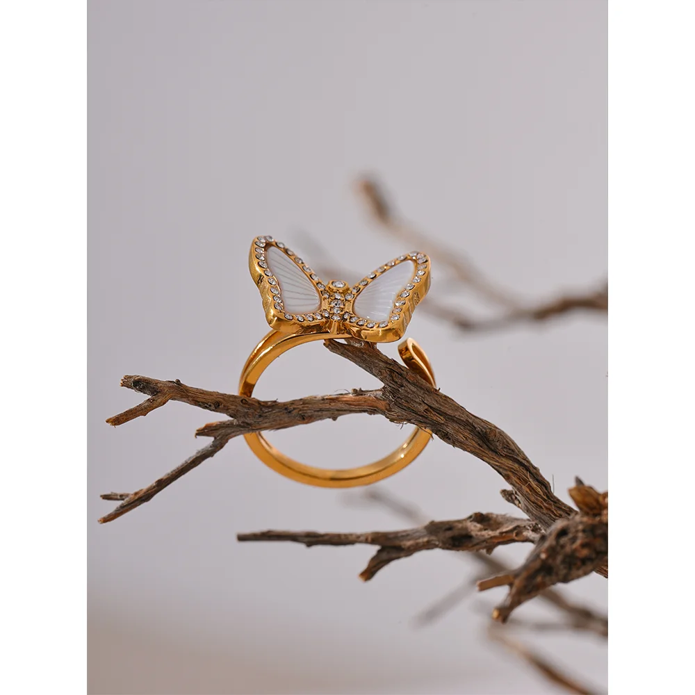 Exquisite Natural Shell CZ Stainless Steel Butterfly Ring Inlaid Cubic Zirconia Gold Color Fashion Jewelry Accessories