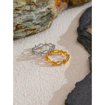 Distinctive Stainless Steel Metal Cross Chain Thin Ring Tarnish Resistant Fashion PVD Plated Finger Jewelry Bijoux Women