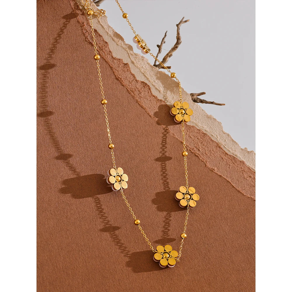 Fashion Imitation Pearls Handmade Flower Beads Chain Necklace Women 18K Gold Color PVD Stainless Steel Jewelry Waterproof
